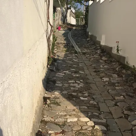 Orestiada Vendégház Berat